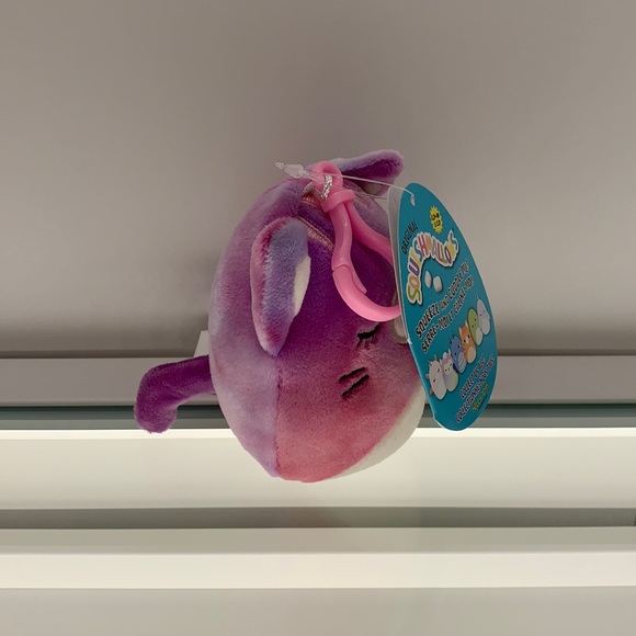 Caeli the purple cat Squishmallow clip! - Picture 3 of 7